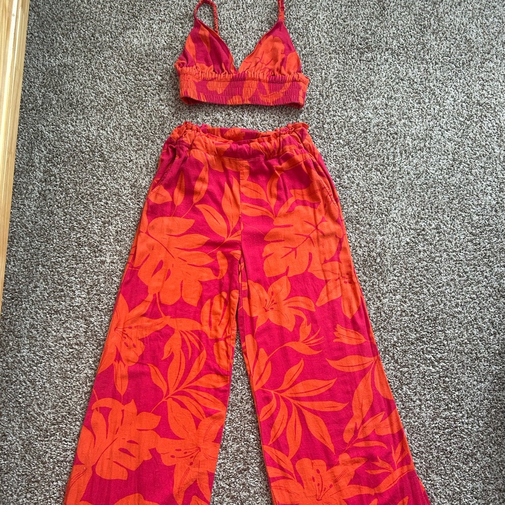 Gianni Bini Red and Orange Wide Leg Pants
